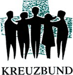 5 gezeichnete Figuren im Kreis vor einem Kreuz