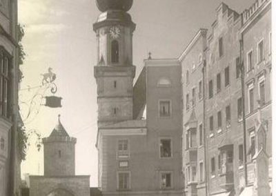 Das Foto zeigt die Hauptstraße im Jahr 1937.