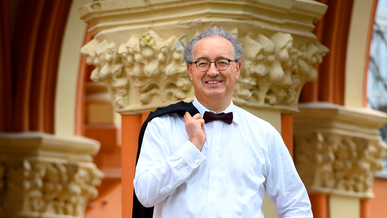 2026-03-15_Alejandro_Vila