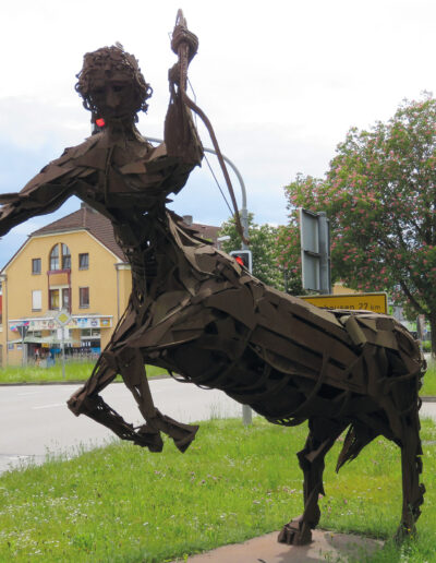 PINK, Werner: „Zentaur“, Cortenstahl. Altöttinger Straße, B299